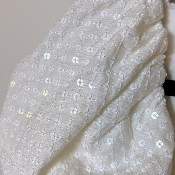 Elliatt White Midi Dress - Picture 9 of 15